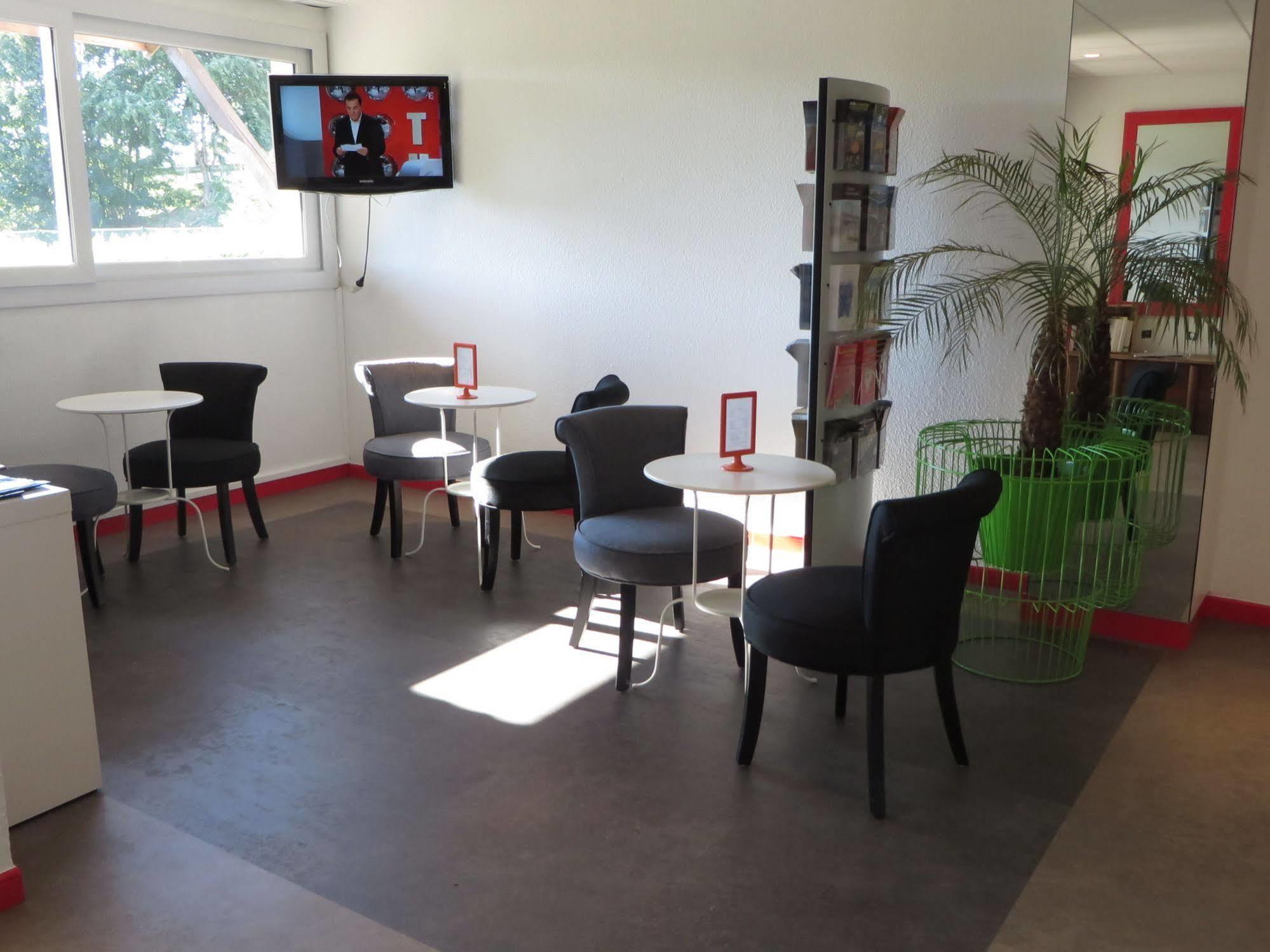 Brit Hotel Rouen Sud Val De Reuil Val-de-Reuil 외부 사진